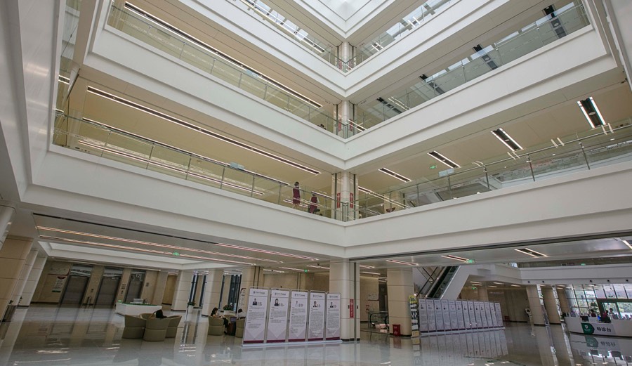 Doors for Healthcare Projects